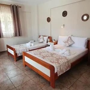 Ξενοδοχείο με διαμερίσματα House Kiriaki