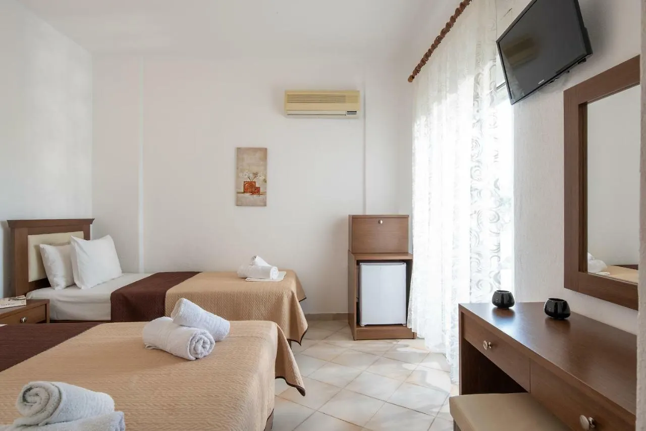 Hotel Stefani Sarti 2*,